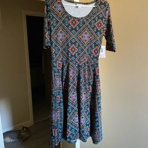 BNWT Lularoe Nicole Dress - Large